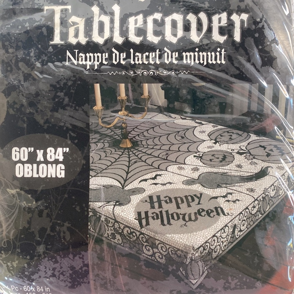 Like New Beautiful Well Made Midnight Black Lace Tablecover Halloween Decoration - Picture 2 of 9